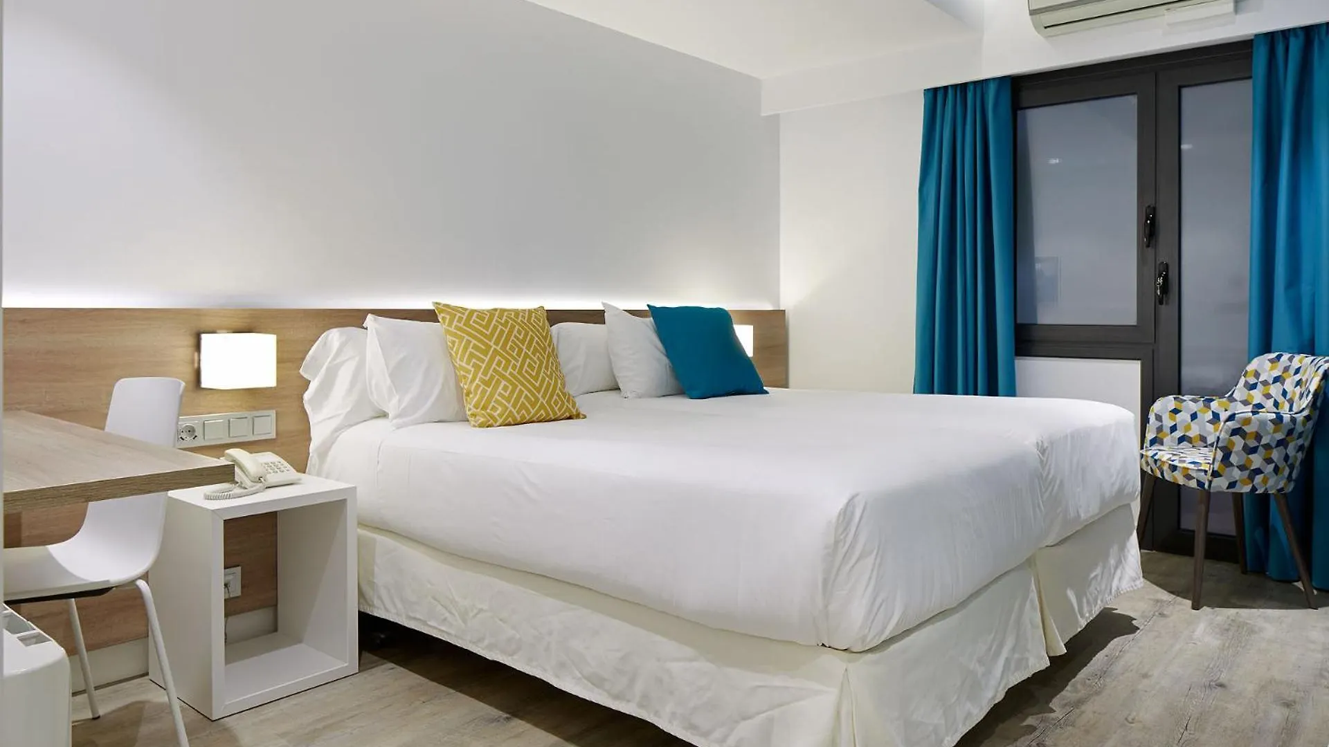 סן סבסטיאן Hotel Parma 2*, סן סבסטיאן