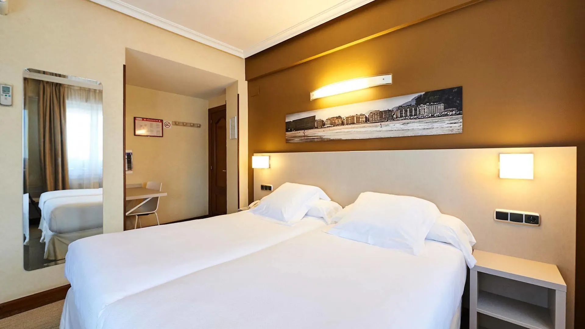 סן סבסטיאן Hotel Parma